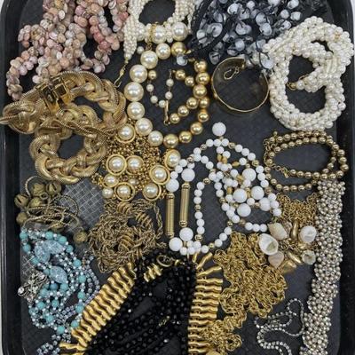 Sale Photo Thumbnail #850