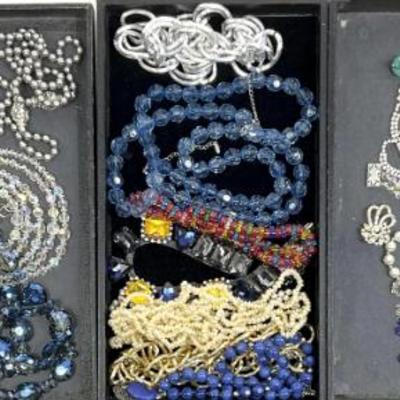 Sale Photo Thumbnail #823