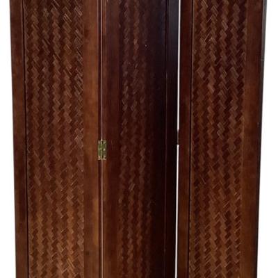 Sale Photo Thumbnail #562