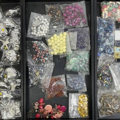 Sale Photo Thumbnail #826