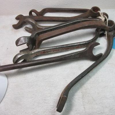 Ford Model A wrenches (script logo)