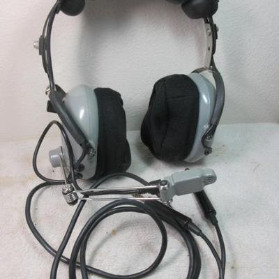 Pilot's headset