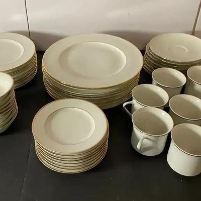 Johann Haviland Bavaria Germany China Collection – Plates, Bowls & Cups