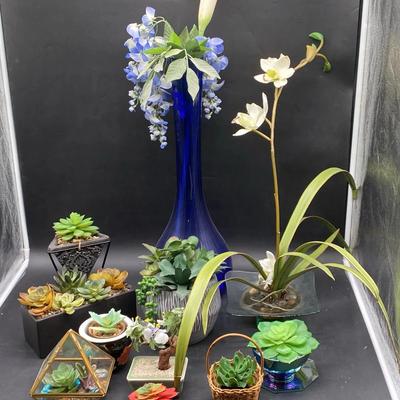 Decorative Faux Plants and Flowers 