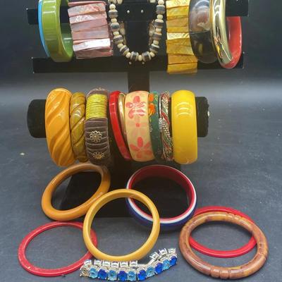 Bangles & Bracelets 