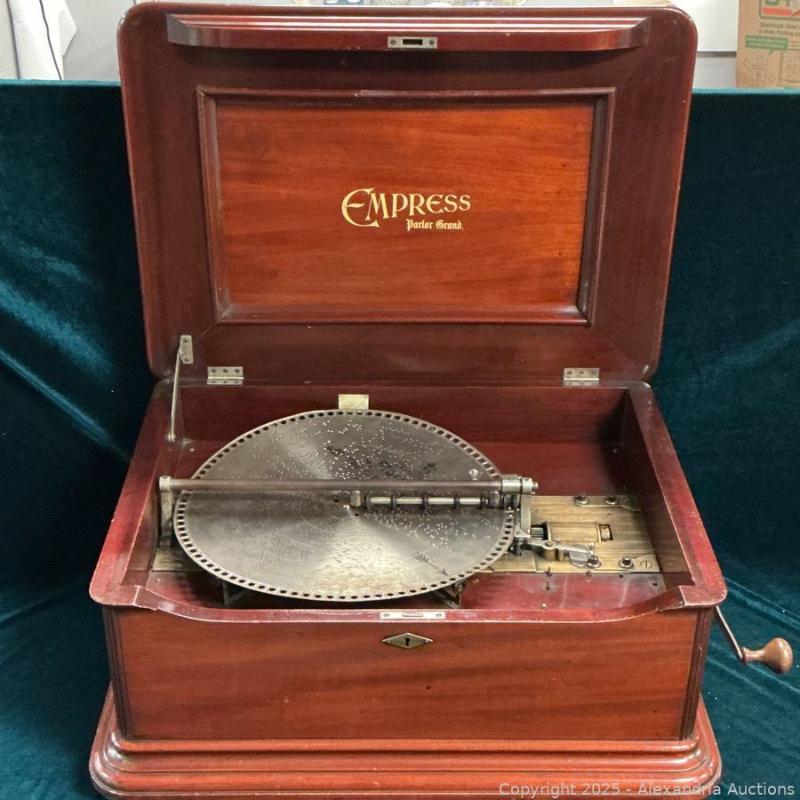 Sale Photo Thumbnail #11