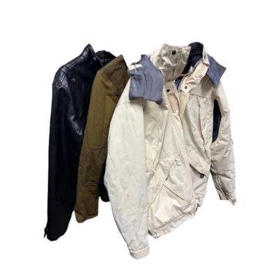 Ride Snowboard (L) + More Medium Jackets