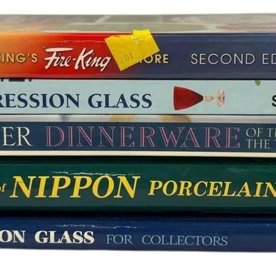 Glass Encyclopedias And Guides 