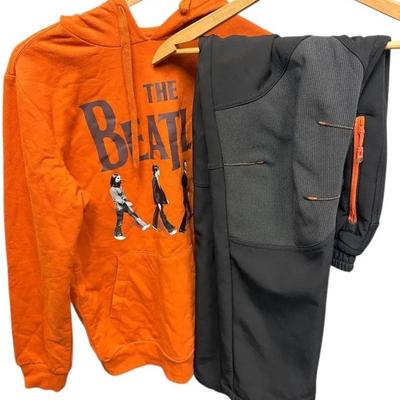 Apple's 2002 Beatles Hoodie (S) + Gash Hao Sweats (30x30)