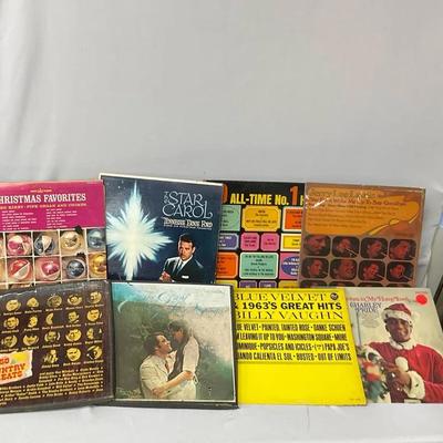 Vinyl Christmas Booklet Of Vinyls Lot 