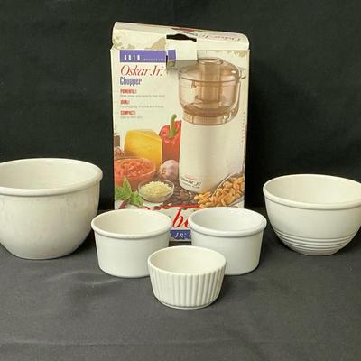 Food Chopper And Bowls