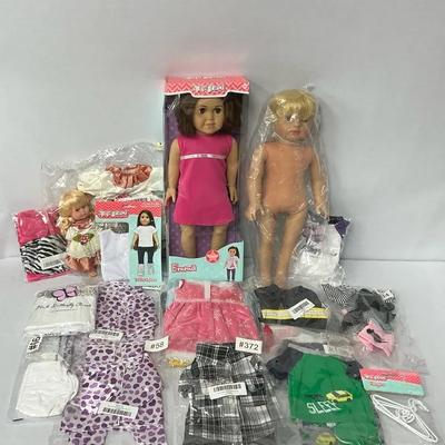 Emma Springfield Doll Lot With Clothes