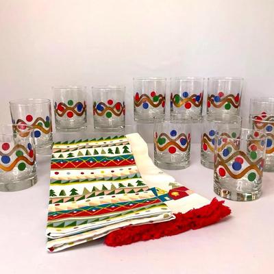 Holiday Glasses And Hand Towels