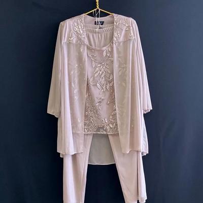 R & M Richards Ladies Evening Pantsuit