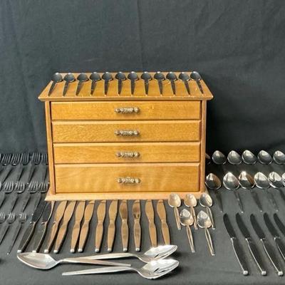 Oneida Community Satinique Flatware 