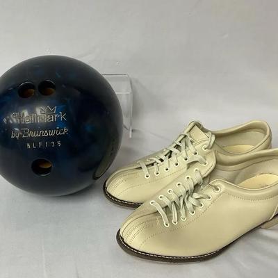 Hallmark Brunswick Men’s Bowling Ball With Shoes And Bag