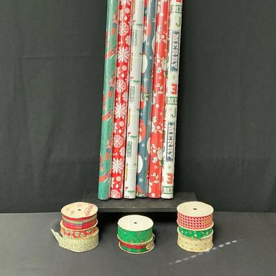 Christmas Wrapping Paper And Ribbon