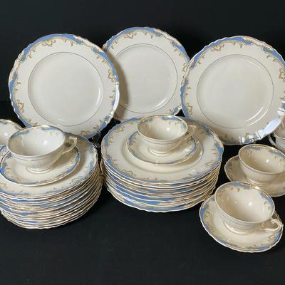Syracuse China Federal Shape Carvel Service for 12