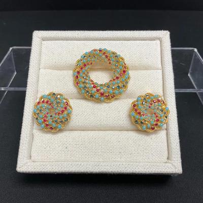 1960’s Brooch And Leverback Earrings 