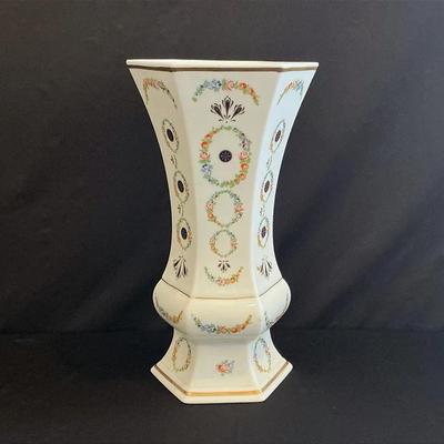 Porcelain Italian Vase