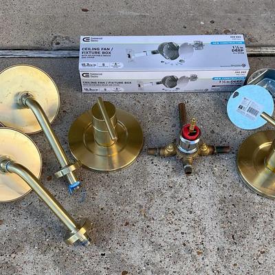 Ceiling Fixture Box / Glacier Bay  Plumbing Accessories 