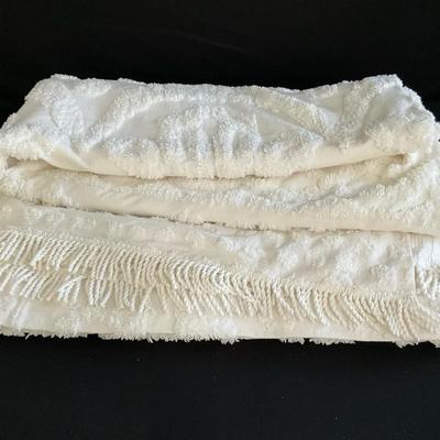 Kingston Chenille King Size Bedspread