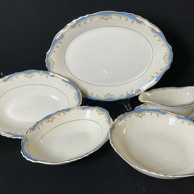 Syracuse China Federal Shape Carvel Serving Pieces