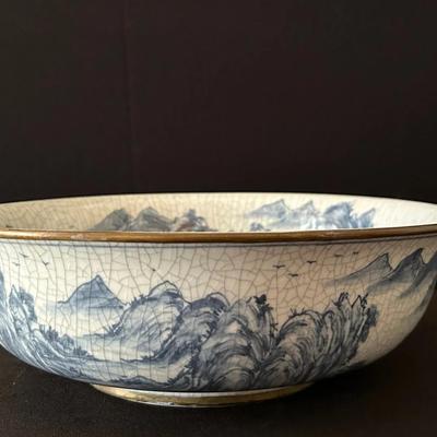 Japanese Imari Porcelain Bowl