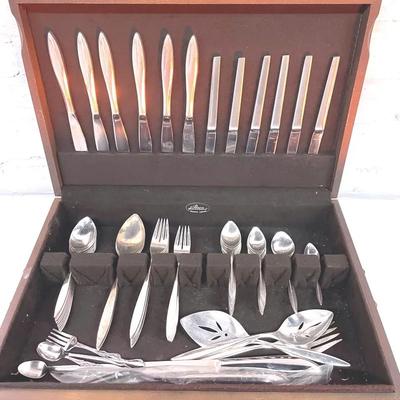 Midcentury Nobility Silver Plate Flatware Set In Box 