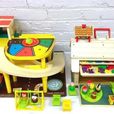 Vintage Fisher Price Service Center And Play Family School