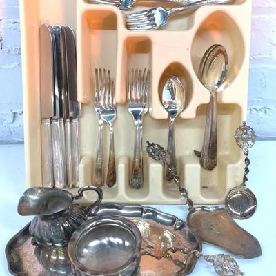 Deerfield Silver Plate  Flatware With Serveware 