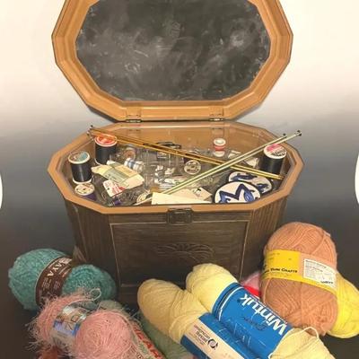 Sewing Box Of Notions With Skeins Of Yarn (25)