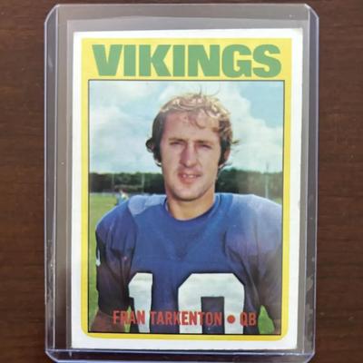 1972 Topps Football Card. Fran Tarkenton - Minnesota Vikings. Card #225
