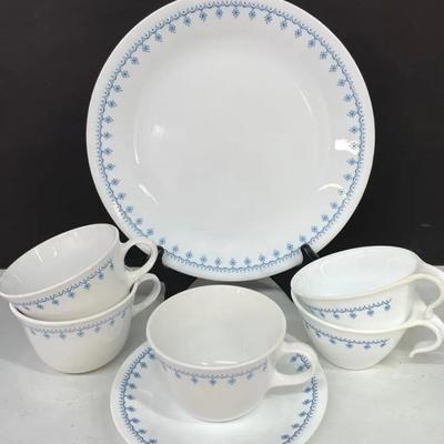 Corelle Snowflake Blue Garden Dinnerware (7)