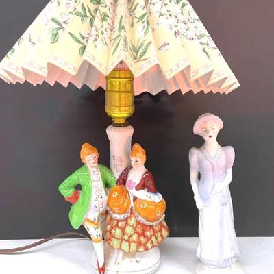 Vintage Hand Painted Porcelain Figural Lamp With Figurine 
