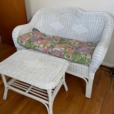 Wicker Loveseat And Side Table 