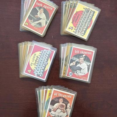 25 1959 Topps Baseball Cards.