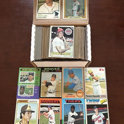 100s of Topps Baseball Cards from the late 1960s through 1970s