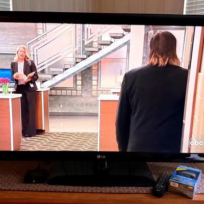 LG Model 47LK520, 47-Inch Class 1080P LCD TV with 120Hz Tru-Motion Display