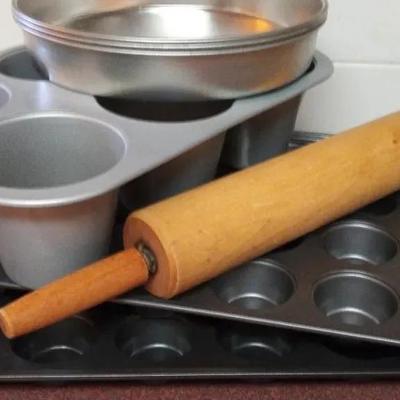 Wilton Mini Muffin Pans, Large Muffin/Cupcake  Pan, 3 Cake Pans And A Rolling Pin 