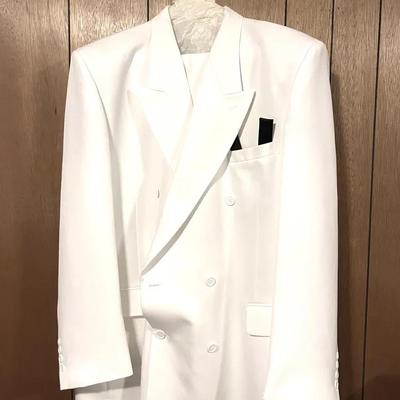 1970’s Gino Cappeli White 2-PIece Suit 
