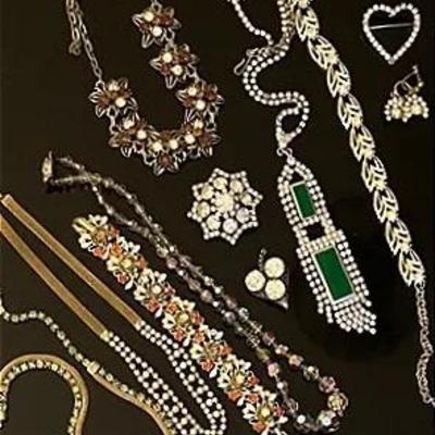 Vintage Rhinestone Jewelry with Weiss Blue Rhinestone Woven Choker