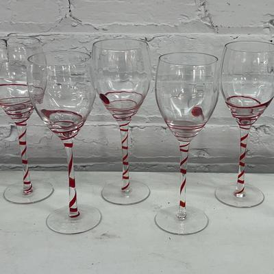Pier 1 Imports Set Of Wine Glasses (8)