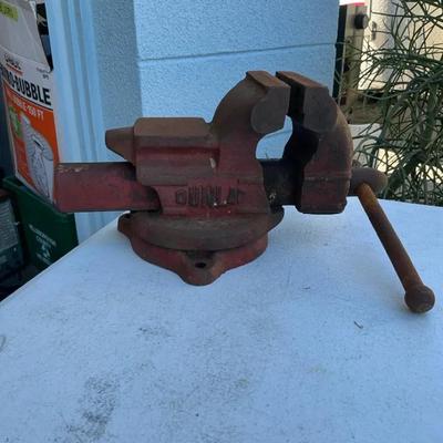 Dunlap 5244 Vise