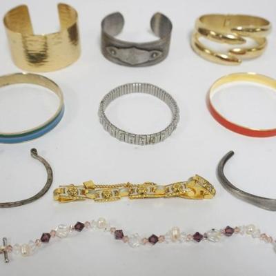 Sale Photo Thumbnail #171