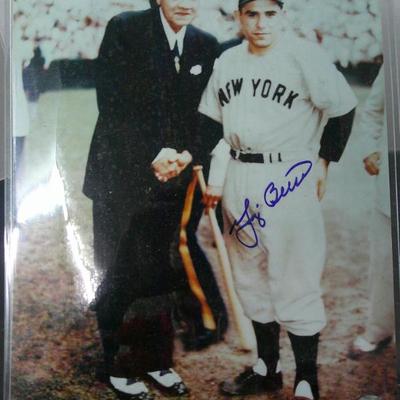 Sale Photo Thumbnail #60: Yogi Berra