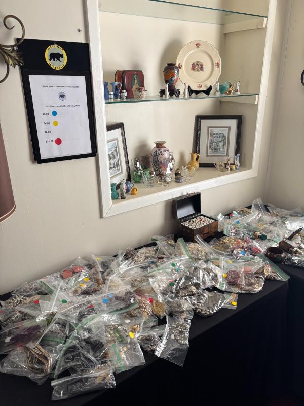 Sale Photo Thumbnail #40