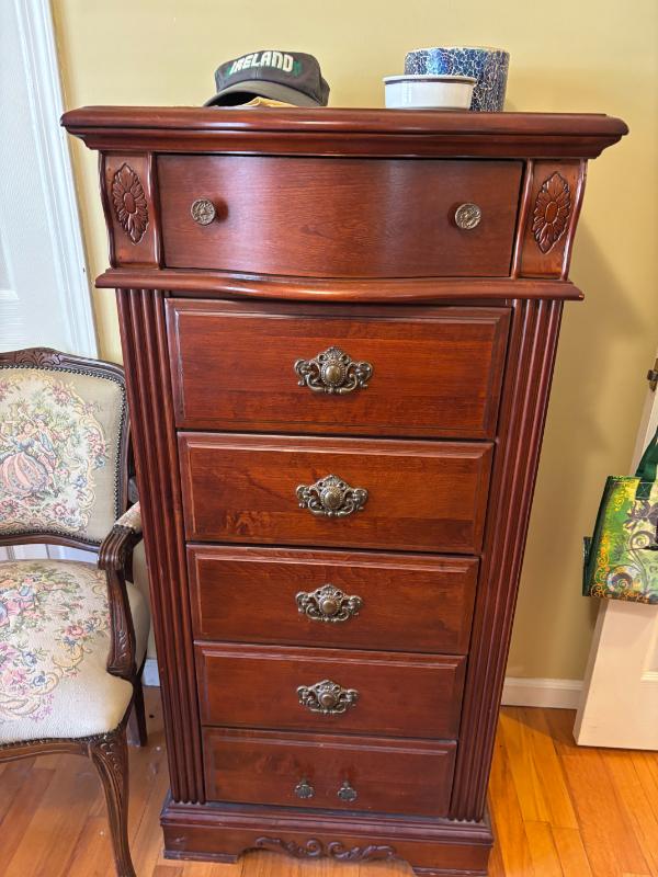 Sale Photo Thumbnail #38