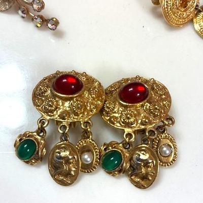 Sale Photo Thumbnail #450