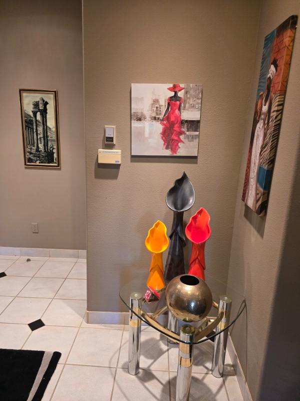 Sale Photo Thumbnail #25